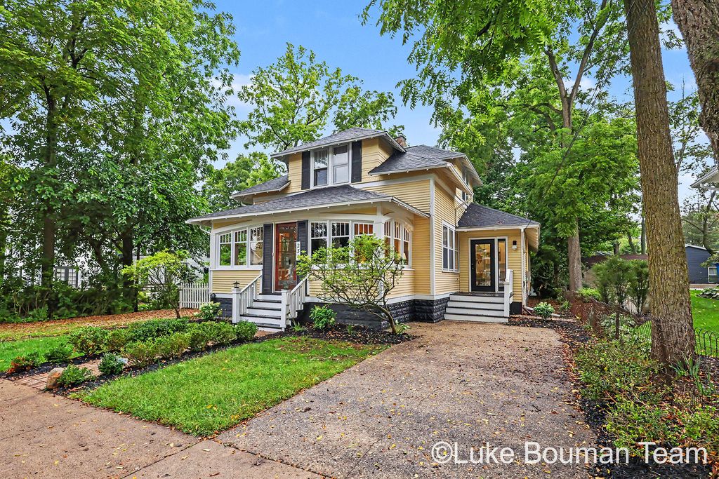 234 Francis Street, Saugatuck City, MI 49453