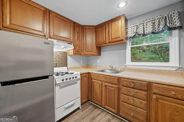 5090 Eubanks Road, Woodstock, GA 30188