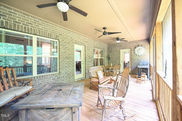 197 W Paige Wynd Drive, Angier, NC 27501