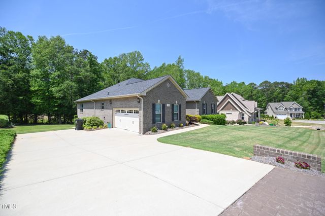 197 W Paige Wynd Drive, Angier, NC 27501