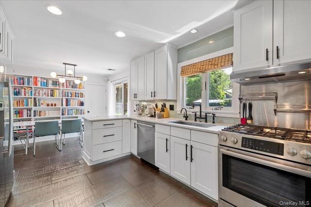 94 Hands Creek Road, East Hampton, NY 11937