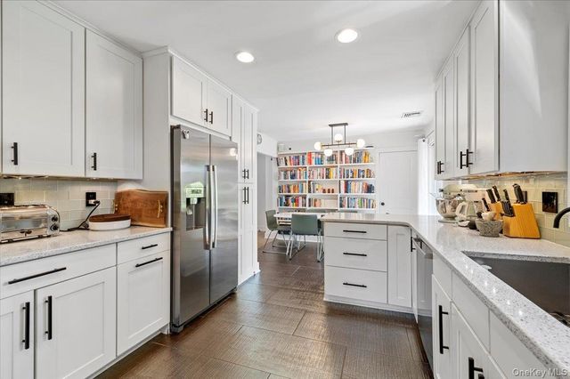 94 Hands Creek Road, East Hampton, NY 11937