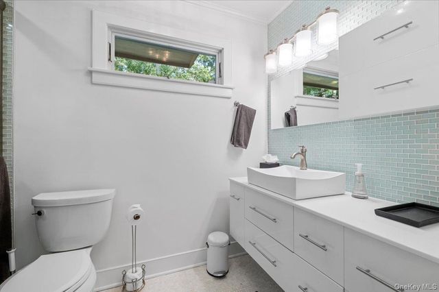 94 Hands Creek Road, East Hampton, NY 11937