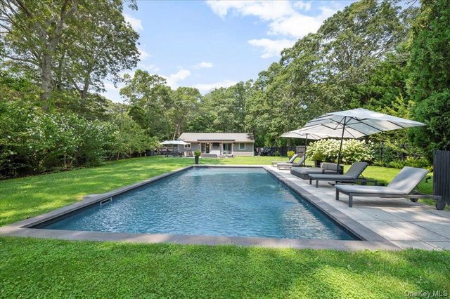 94 Hands Creek Road, East Hampton, NY 11937