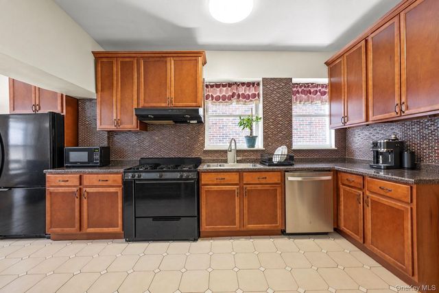 60 Quentin Road, Brooklyn, NY 11223
