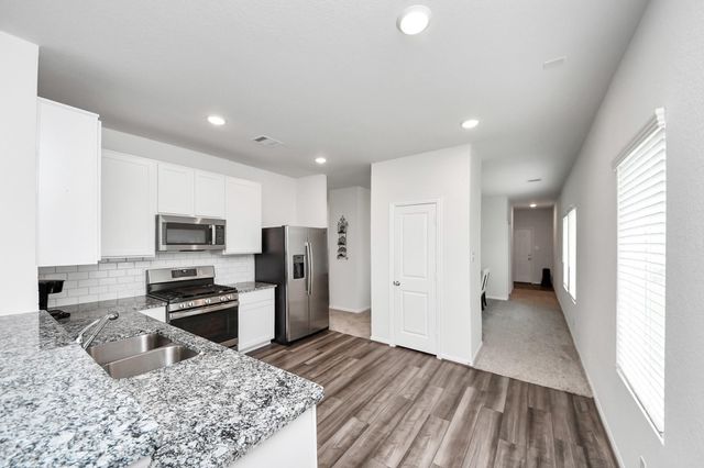 1110 Bending Trail Drive, Tomball, TX 77375