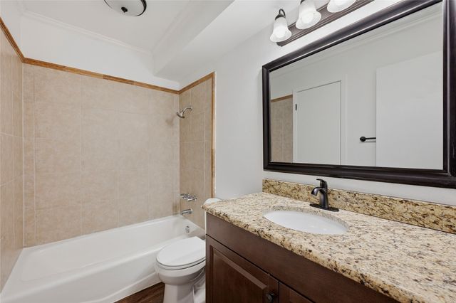 914 W Washington Street F, Sherman, TX 75092