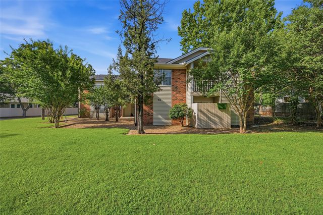 914 W Washington Street F, Sherman, TX 75092