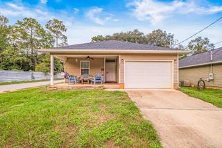 1827 Gainer Ave, Baker, FL 32531