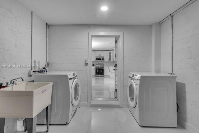 3609 SW 23rd Street, Fort Lauderdale, FL 33312