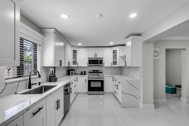 3609 SW 23rd Street, Fort Lauderdale, FL 33312