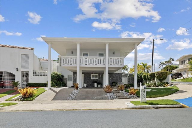 B-6 CALLE ARROYO URB EL REMANSO, San Juan, PR 00926