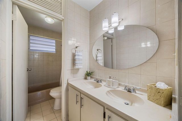 B-6 CALLE ARROYO URB EL REMANSO, San Juan, PR 00926