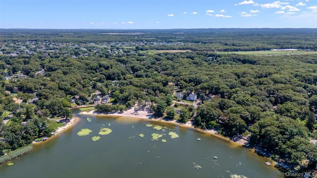 92 Wauwepex Trail, Ridge, NY 11961