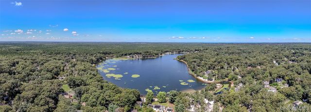 92 Wauwepex Trail, Ridge, NY 11961