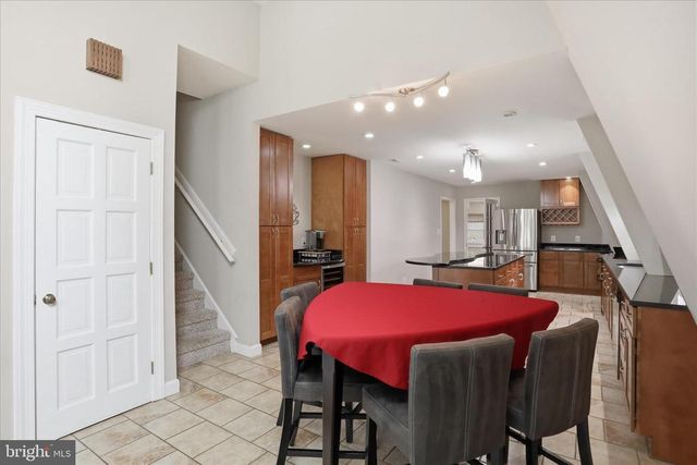 12 RIVER BLUFFS DR, Fredericksburg, VA 22407