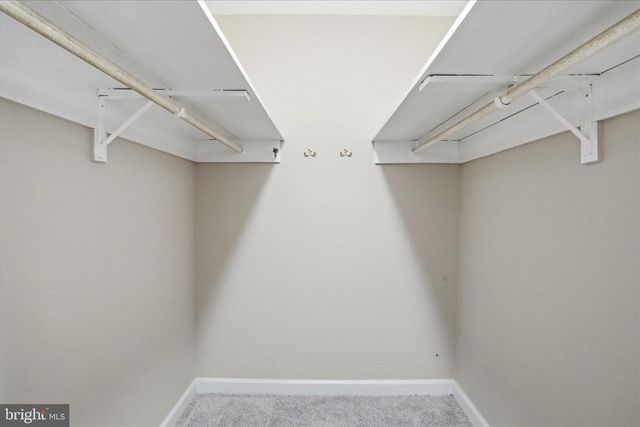 12 RIVER BLUFFS DR, Fredericksburg, VA 22407