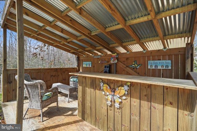 12 RIVER BLUFFS DR, Fredericksburg, VA 22407