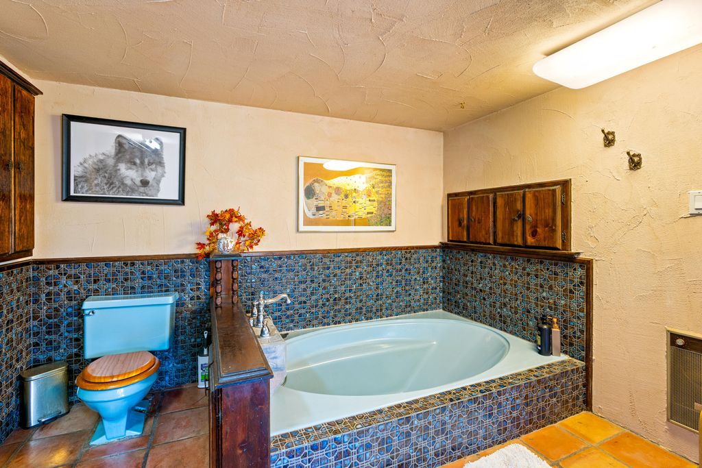 Image 16 of property listing at 575 Redondo Road, Jemez Springs, NM 87025
