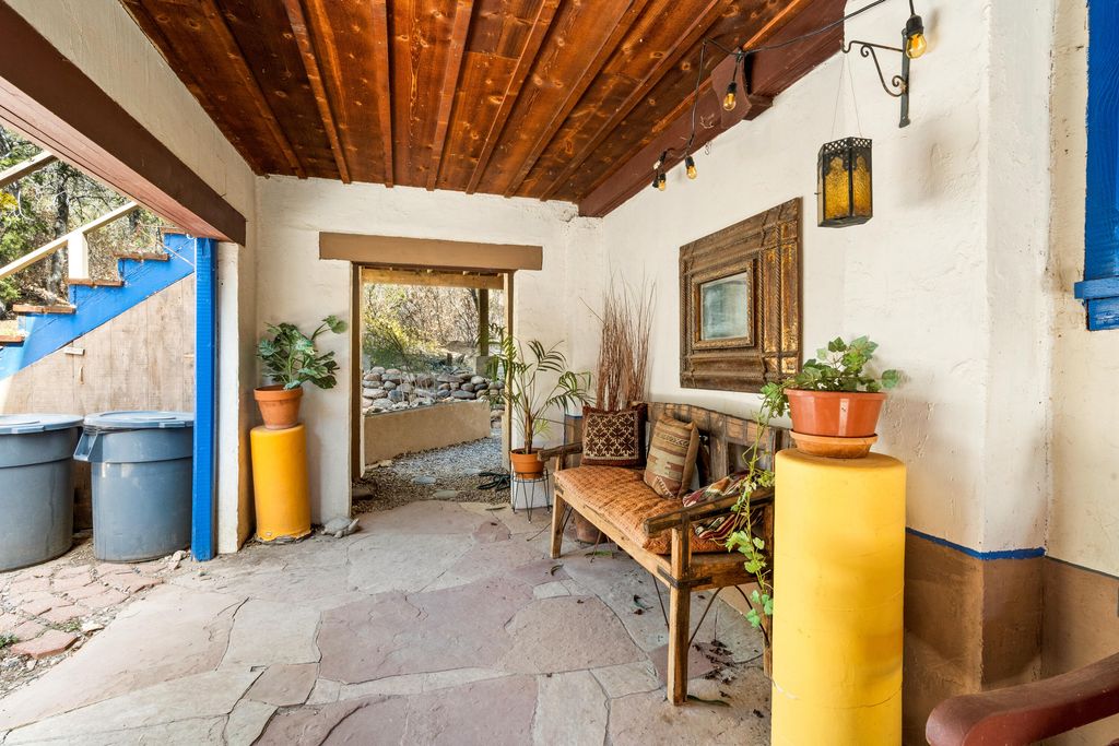 Image 3 of property listing at 575 Redondo Road, Jemez Springs, NM 87025