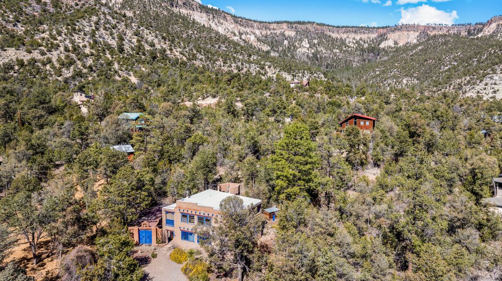Image 52 of property listing at 575 Redondo Road, Jemez Springs, NM 87025