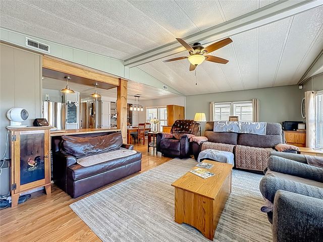 1437 MOHAWK CIRCLE, Tavares, FL 32778