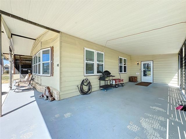 1437 MOHAWK CIRCLE, Tavares, FL 32778