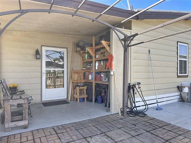 1437 MOHAWK CIRCLE, Tavares, FL 32778