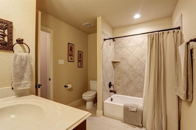 7205 E Nirvana Circle, North Richland Hills, TX 76182