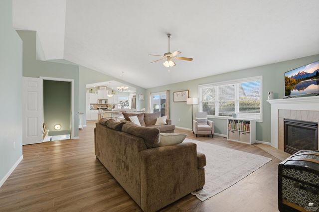 8635 Talon Drive, Manhattan, KS 66502