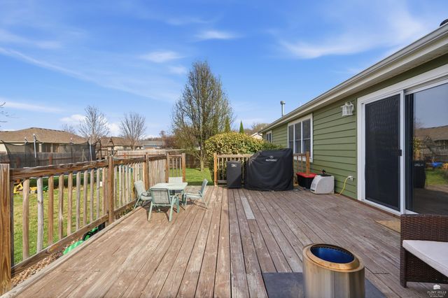 8635 Talon Drive, Manhattan, KS 66502