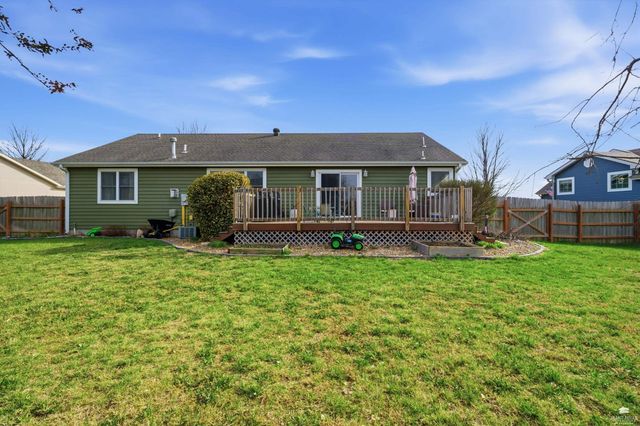 8635 Talon Drive, Manhattan, KS 66502