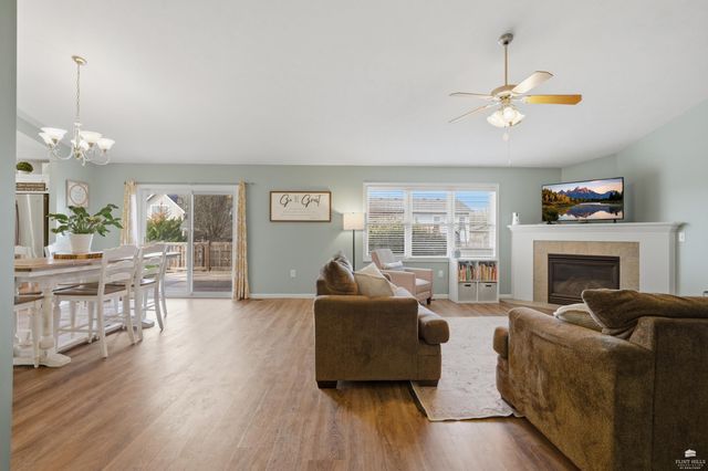 8635 Talon Drive, Manhattan, KS 66502