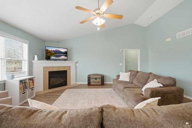 8635 Talon Drive, Manhattan, KS 66502