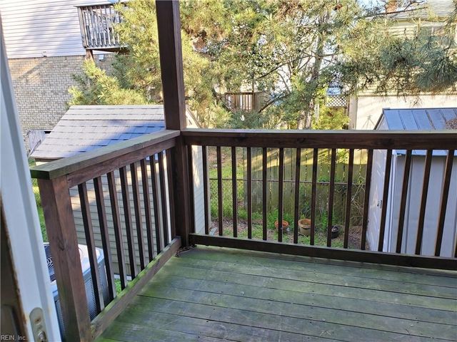 1518 Chela Ave Apt B1, Norfolk, VA 23503