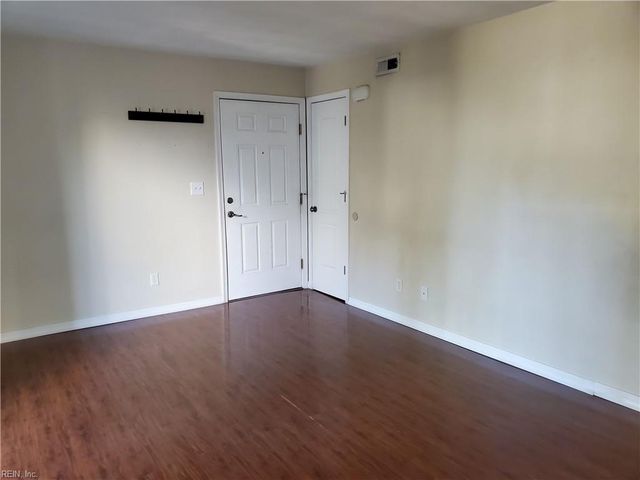 1518 Chela Ave Apt B1, Norfolk, VA 23503