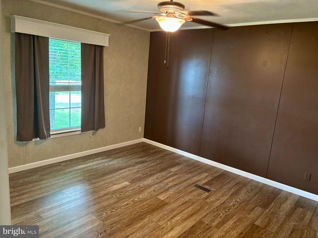 87 MOBILE DR, Thomasville, PA 17364