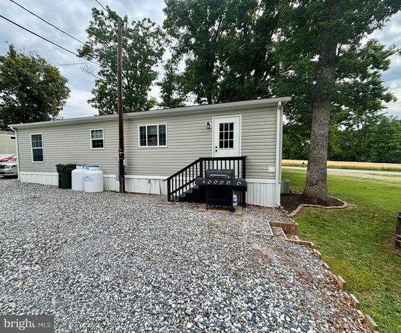 87 MOBILE DR, Thomasville, PA 17364