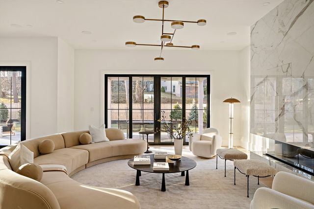 1301 Commonwealth Ave, Newton, MA 02465