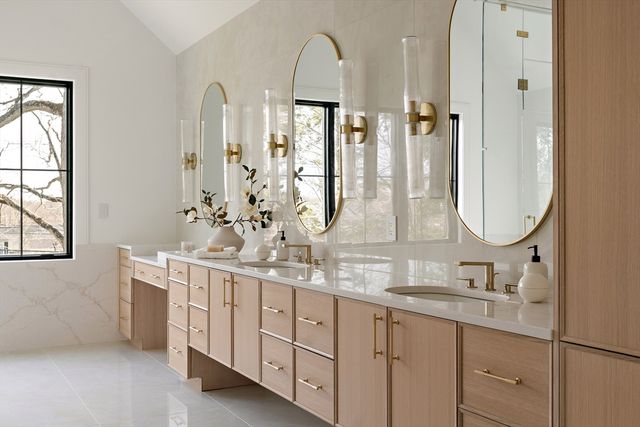 1301 Commonwealth Ave, Newton, MA 02465