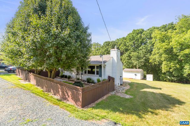 1562 THOMAS JEFFERSON PKWY, Charlottesville, VA 22901