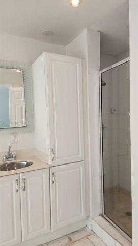 1817 NW 58th Avenue 22, Lauderhill, FL 33313