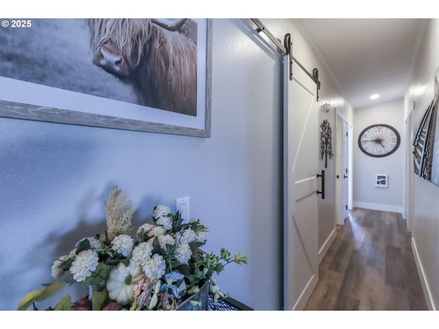 620 E 2ND St, Yamhill, OR 97148