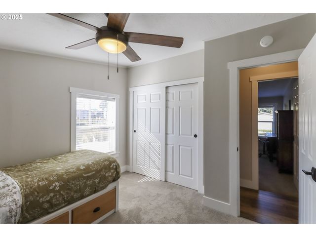 620 E 2ND St, Yamhill, OR 97148