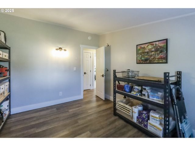 620 E 2ND St, Yamhill, OR 97148