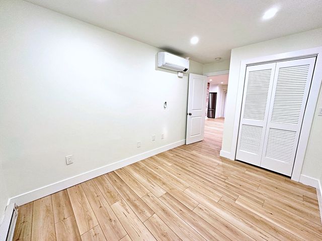 128 Webster St A, Boston, MA 02128