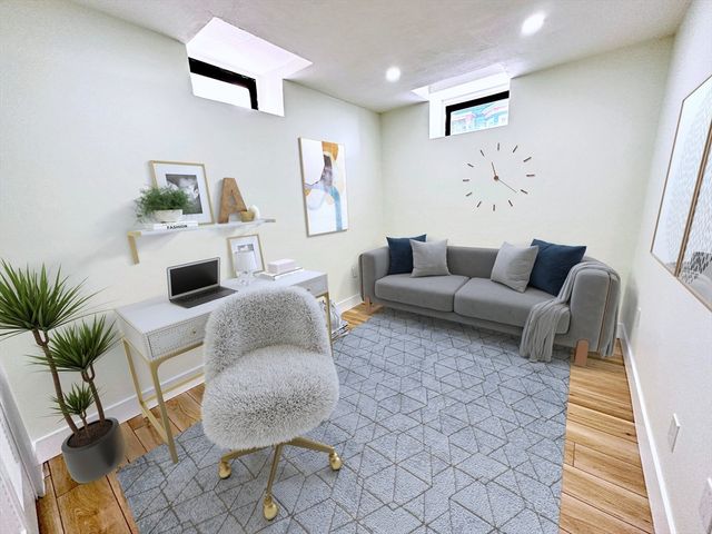 128 Webster St A, Boston, MA 02128