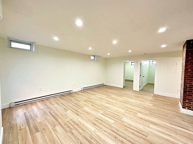 128 Webster St A, Boston, MA 02128