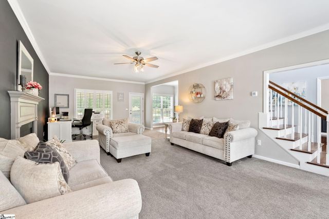 18 Pinehurst Green Way, Greenville, SC 29609