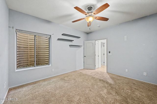 2996 E AGRITOPIA Loop N, Gilbert, AZ 85296
